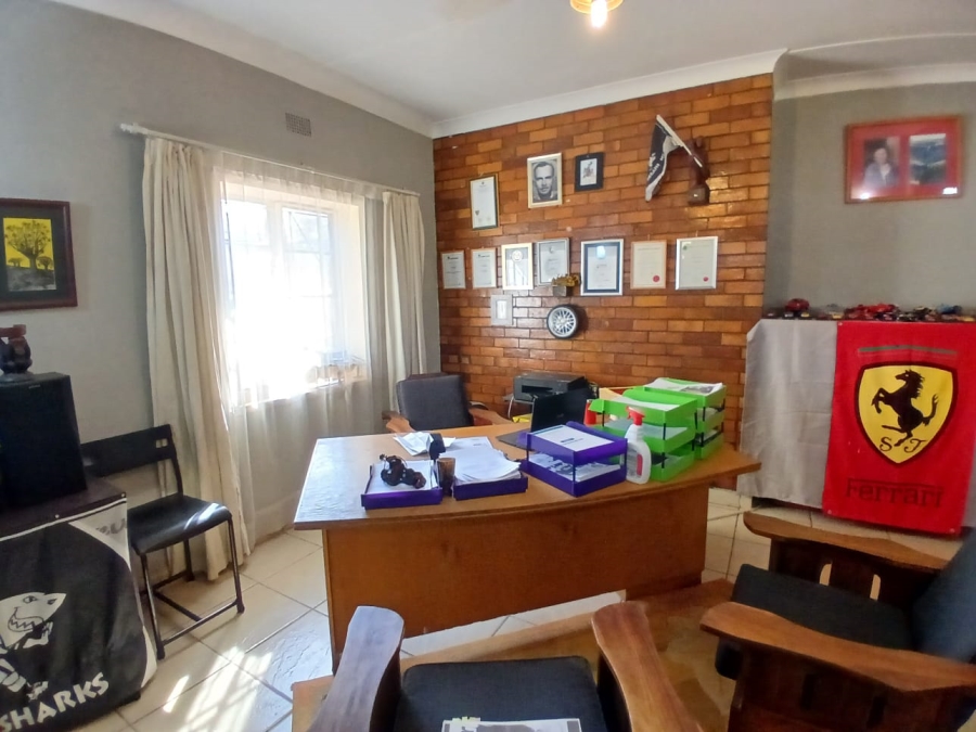 3 Bedroom Property for Sale in Kuruman Northern Cape